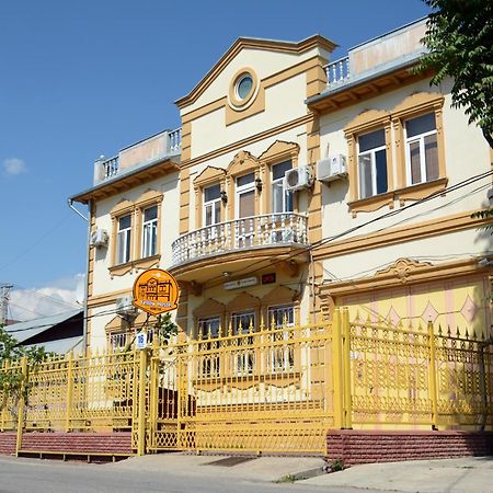 Yellow Hostel Dushanbe Exterior foto