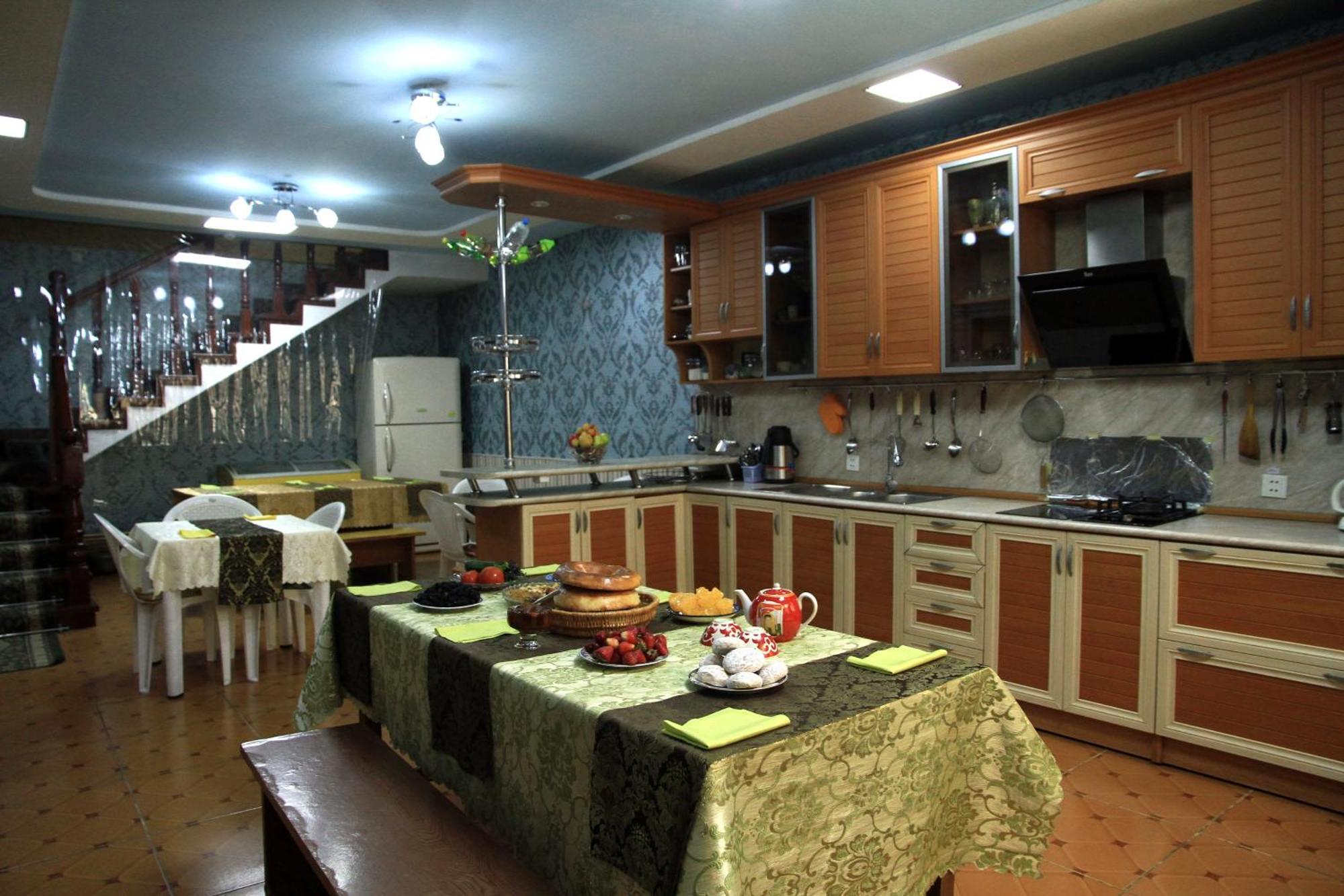 Yellow Hostel Dushanbe Exterior foto